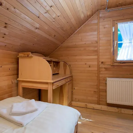 Vakantiehuis 4 Bedroom Cozy In