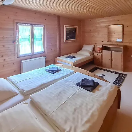 4 Bedroom Cozy In