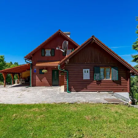 Počitniška hiša 4 Bedroom Cozy In Podstene *